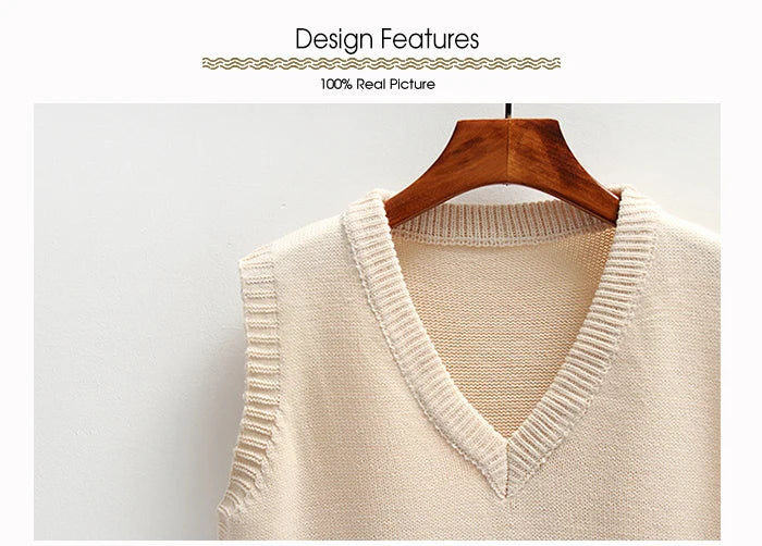 Sleeveless Knitted Sweater